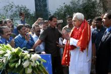 Chief Minister Shri Naveen Patnaik in front of Shree Mandir Puri