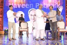  Chief Minister Shri Naveen Patnaik at the inaugural ceremony of News18 Odia – Rising Odisha event at Welcomhotel, Dumduma