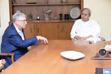 Chief Minister Shri Naveen Patnaik with Mr. Bill Gates, Co-Chair & Trustee of the Bill & Melinda Gates Foundation at Naveen Niwas