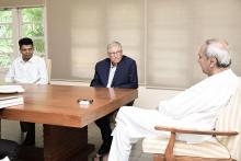 Chief Minister Shri Naveen Patnaik with Mr. Bill Gates, Co-Chair & Trustee of the Bill & Melinda Gates Foundation at Naveen Niwas