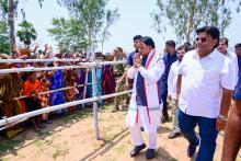 ମୁଖ୍ୟମନ୍ତ୍ରୀ ଶ୍ରୀ ମୋହନ ଚରଣ ମାଝୀ ଗଞ୍ଜାମ ଜିଲ୍ଲା ଗସ୍ତ ଅବସରରେ ମା ତାରା ତାରିଣୀ ମନ୍ଦିର ଦର୍ଶନ କରୁଛନ୍ତି