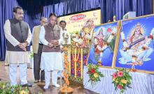 ରାଷ୍ଟ୍ରଦୀପର ଷଷ୍ଟିପୂର୍ତ୍ତି ସମାରୋହ କାର୍ଯ୍ୟକ୍ରମ ଅବସରରେ ମୁଖ୍ୟମନ୍ତ୍ରୀ ଶ୍ରୀ ମୋହନ ଚରଣ ମାଝୀ।